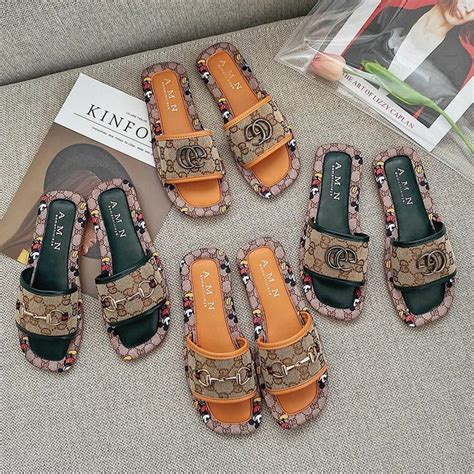 saramart sandals.